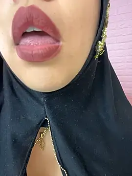 zahra Jalid online show from January 2026 11:32:02 PM