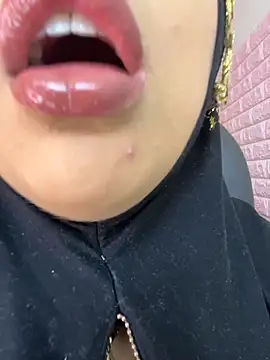 zahra Jalid online show from February 2026 10:47:01 PM