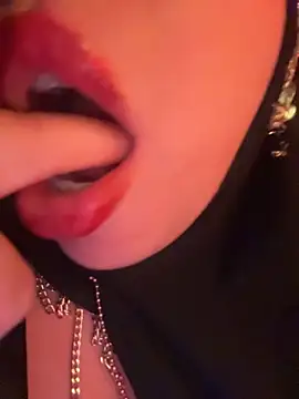 Snapshot of zahra_Jalid chatting on May 2026 11:56:01 PM zahra Jalid online show from May 2026 11:56:01 PM