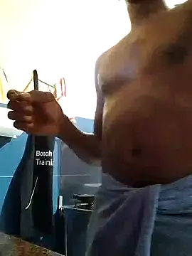 Snapshot of Elnegro28 chatting on September 2025 12:15:02 PM Elnegro28 online show from September 2025 12:15:02 PM