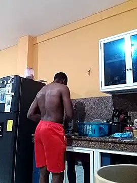 Snapshot of Elnegro28 chatting on October 2025 12:12:02 PM Elnegro28 online show from October 2025 12:12:02 PM