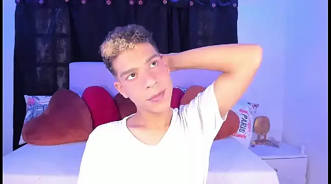 Ethan Boyy online show from February 2025 08:19:02 PM