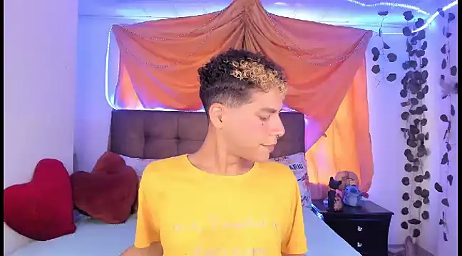 Ethan Boyy online show from March 2025 08:06:02 PM