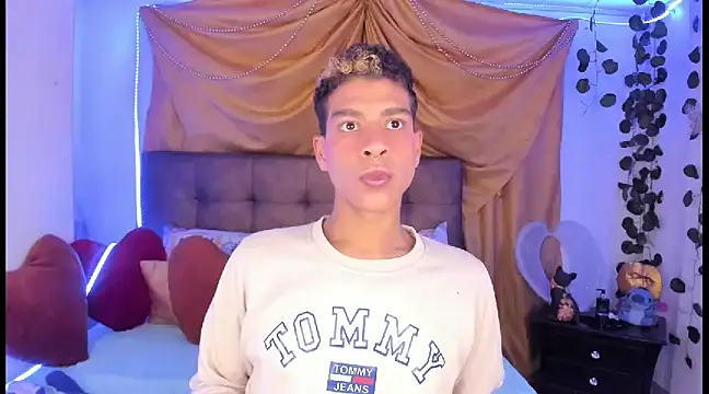 Ethan Boyy online show from March 2025 03:09:02 AM