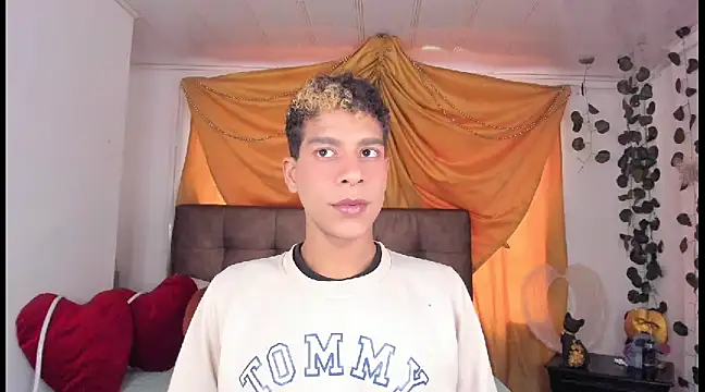 Ethan Boyy online show from March 2025 09:31:02 PM