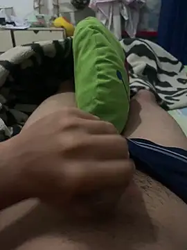 alejo5288 online show from May 2026 07:03:01 AM