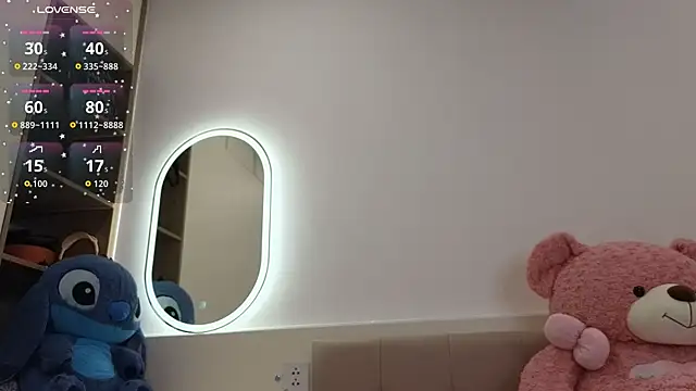 asianqueeny online show from July 2026 04:14:02 PM