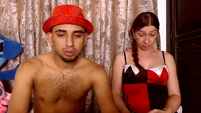 sweethoneytsx online show from November 2025 09:16:02 PM