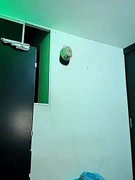 Latinos 2001 online show from January 2025 03:09:01 AM