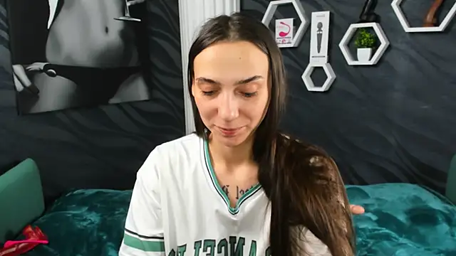 annabishop online show from January 2025 07:11:02 AM