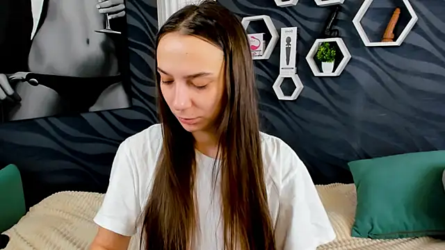 annabishop online show from February 2025 03:11:01 AM