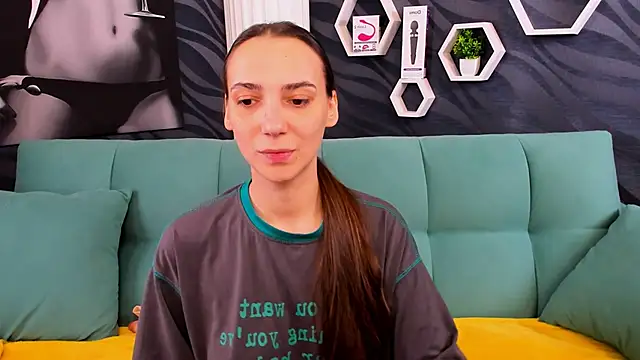 annabishop online show from February 2025 06:18:01 AM