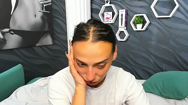 annabishop online show from March 2025 03:09:02 AM