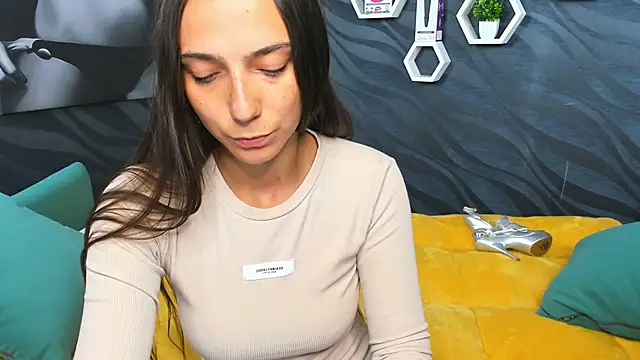 annabishop online show from March 2025 10:00:02 AM