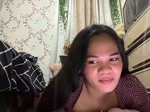 Snapshot of SophiaCourthaway chatting on October 2025 10:52:02 PM SophiaCourthaway online show from October 2025 10:52:02 PM