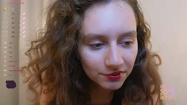 Leya Curly online show from November 2025 04:20:01 PM