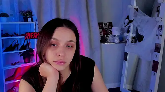 Sahara Shields online show from October 2025 10:06:01 AM