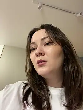 Snapshot of Kiss_My_Body chatting on November 2025 09:00:02 PM Kiss My Body online show from November 2025 09:00:02 PM