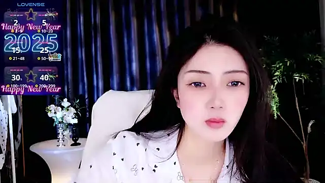 miaomiao-777 online show from February 2025 04:36:01 PM