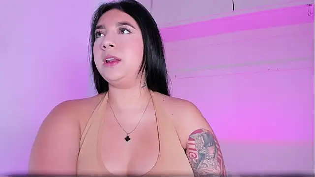 BrianaaTaylor online show from October 2025 07:58:02 PM