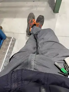 Snapshot of sempreilmio2 chatting on February 2025 12:05:02 PM sempreilmio2 online show from February 2025 12:05:02 PM