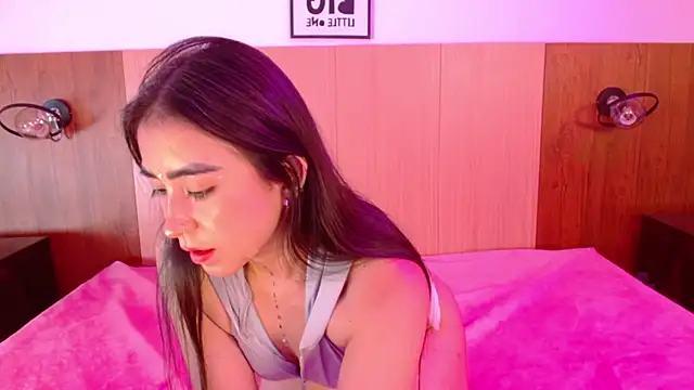 AdaaMillan online show from January 2025 01:17:02 PM