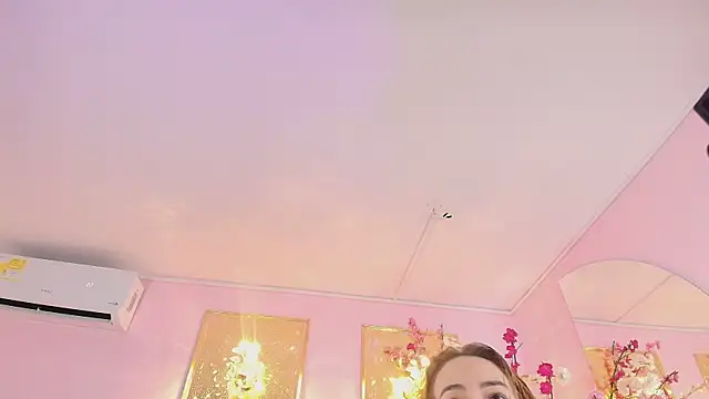 scarlette69 online show from February 2026 07:28:01 PM