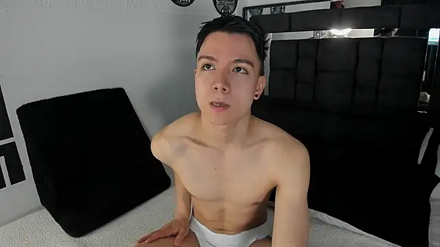 alanblack1 online show from October 2025 04:19:01 PM