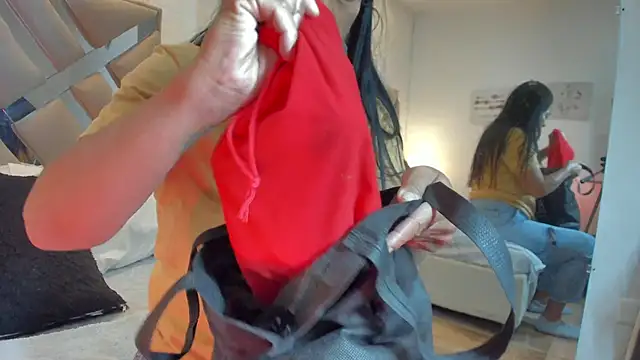 raquell moore online show from March 2025 07:58:02 AM