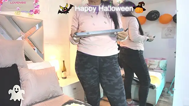 raquell moore online show from November 2025 10:28:02 AM