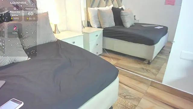 raquell moore online show from January 2026 02:44:01 PM