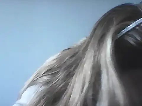 VittoriaTaylor online show from June 2026 01:34:02 PM