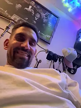 hornycouple818 online show from November 2025 05:28:02 AM