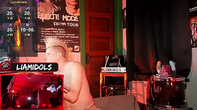 Snapshot of LiamIdols chatting on January 2025 08:19:01 AM LiamIdols online show from January 2025 08:19:01 AM