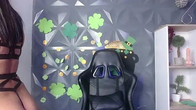 miss honey01 online show from March 2025 02:40:02 AM