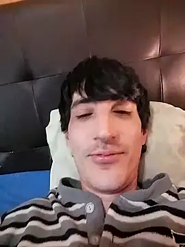 Snapshot of moutt99 chatting on January 2025 03:28:02 PM moutt99 online show from January 2025 03:28:02 PM