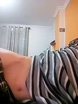 Snapshot of moutt99 chatting on January 2025 03:47:02 AM moutt99 online show from January 2025 03:47:02 AM