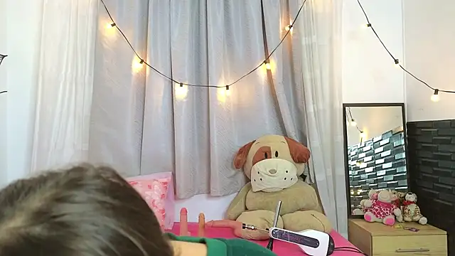 SERAFINA  online show from December 2025 11:37:01 AM