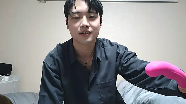 nunnun00 online show from February 2025 10:49:01 AM