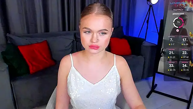 MilaFink online show from February 2025 04:36:01 PM