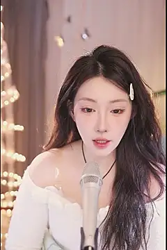 Dou-Dou-er online show from March 2025 04:02:02 AM