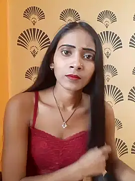 Snapshot of Divya-2007 chatting on February 2025 06:53:02 AM Divya-2007 online show from February 2025 06:53:02 AM