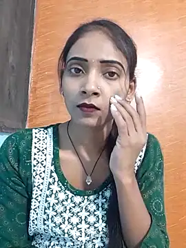 Snapshot of Divya-2007 chatting on March 2025 07:54:02 AM Divya-2007 online show from March 2025 07:54:02 AM