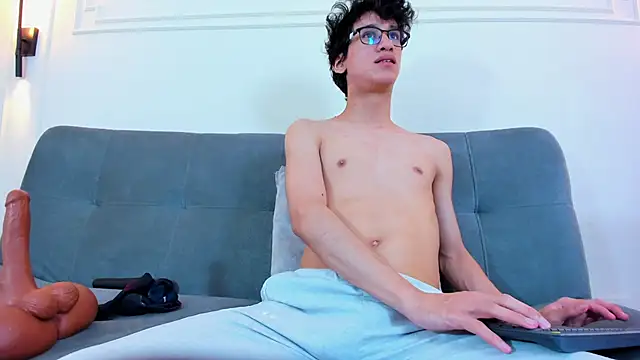 Cum hunters online show from February 2026 07:51:01 AM