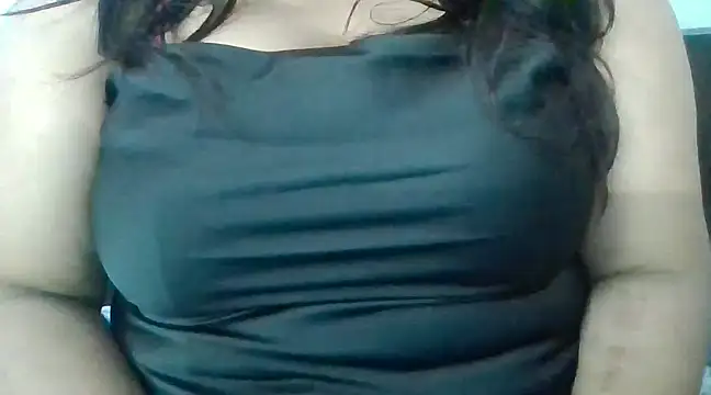 Snapshot of kissingcurvy chatting on January 2025 07:36:02 AM kissingcurvy online show from January 2025 07:36:02 AM