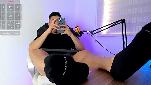 Fraannco online show from January 2025 07:29:02 PM