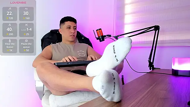 Fraannco online show from February 2025 02:27:01 PM