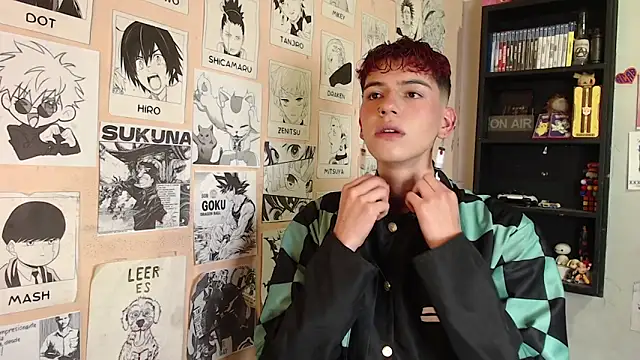 Snapshot of Mickey_Magic chatting on March 2025 04:23:02 AM Mickey Magic online show from March 2025 04:23:02 AM