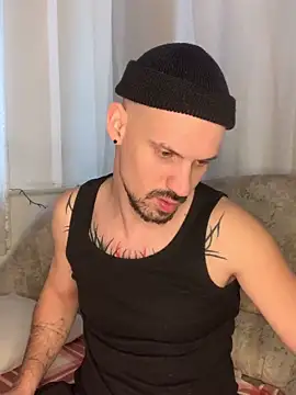 AssHunter4k online show from February 2025 10:15:02 AM