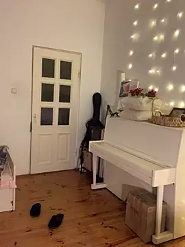 AssHunter4k online show from March 2025 07:46:01 PM